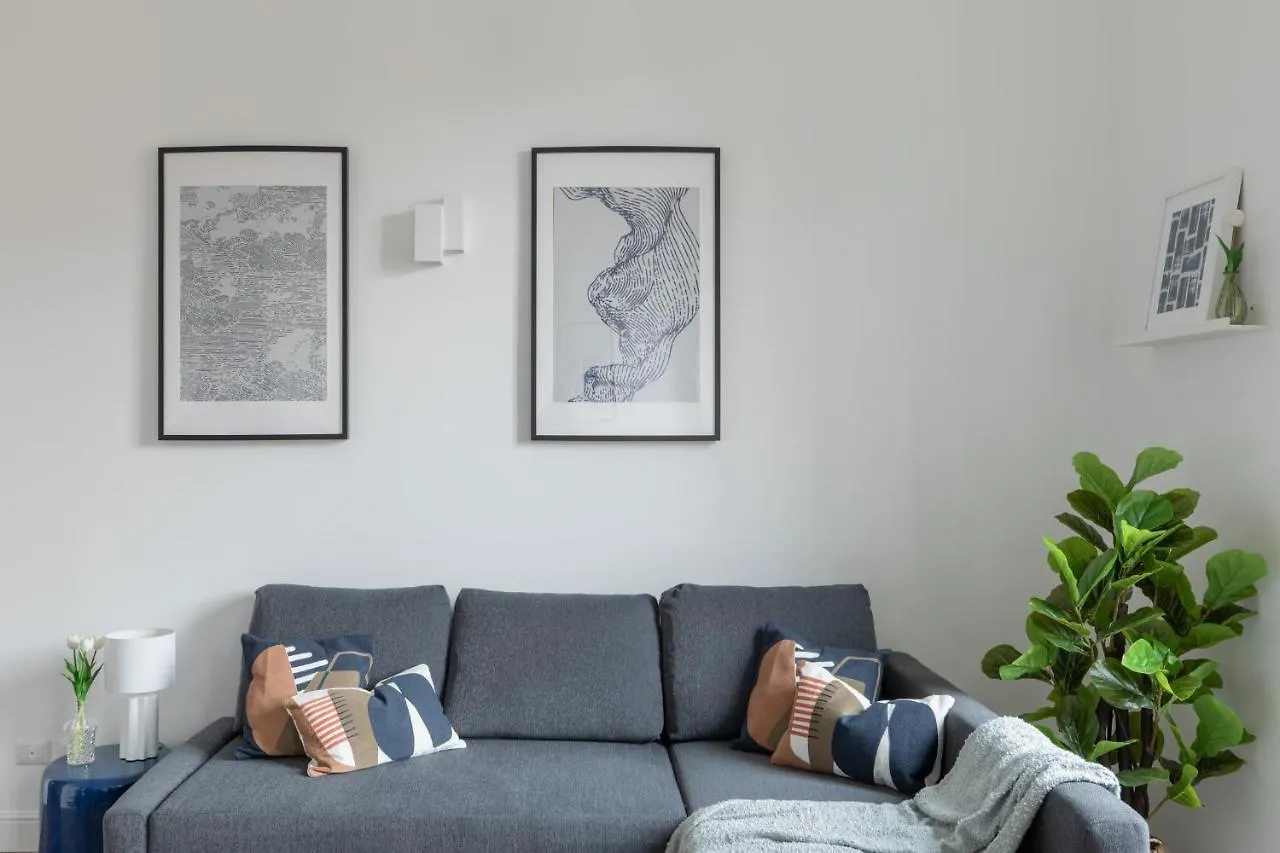 Iflat Magnificent Central Apartment Rom