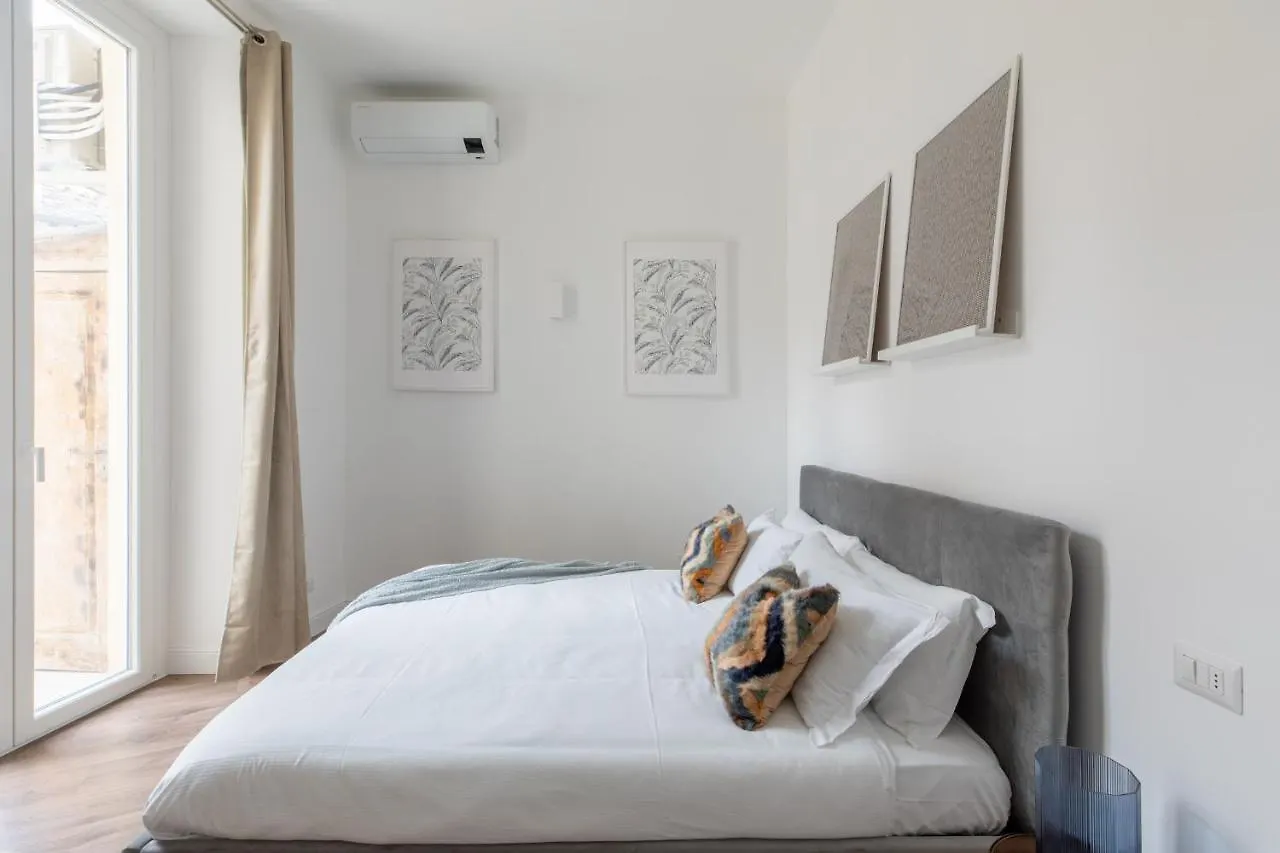 Iflat Magnificent Central Apartment Rom